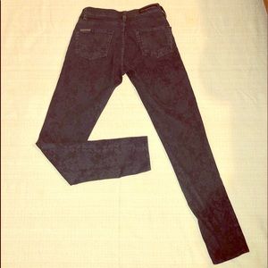 Rock Republic 2 brocade pattern skinny jeans